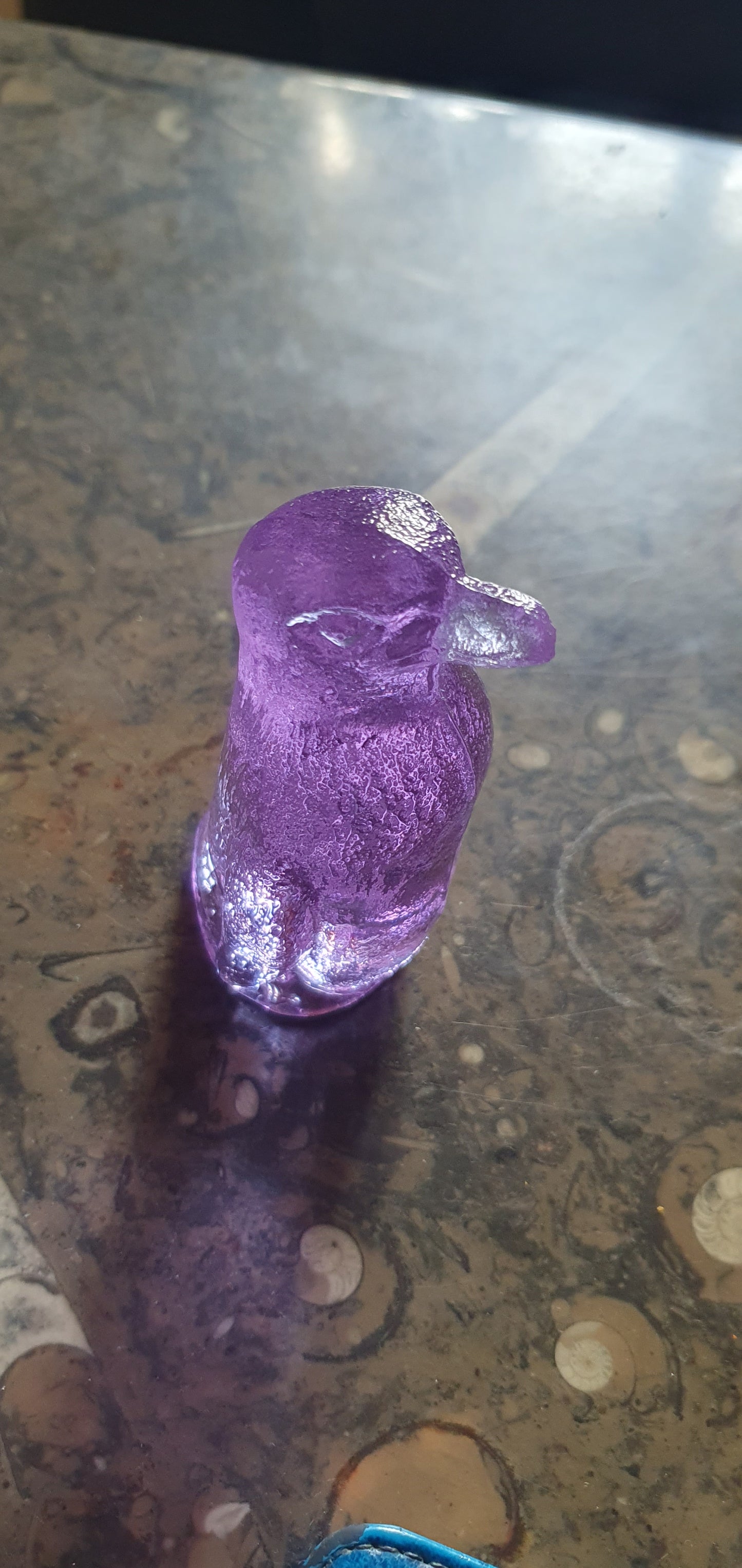 Alexandrit glass penguine figure color change rare collectible item