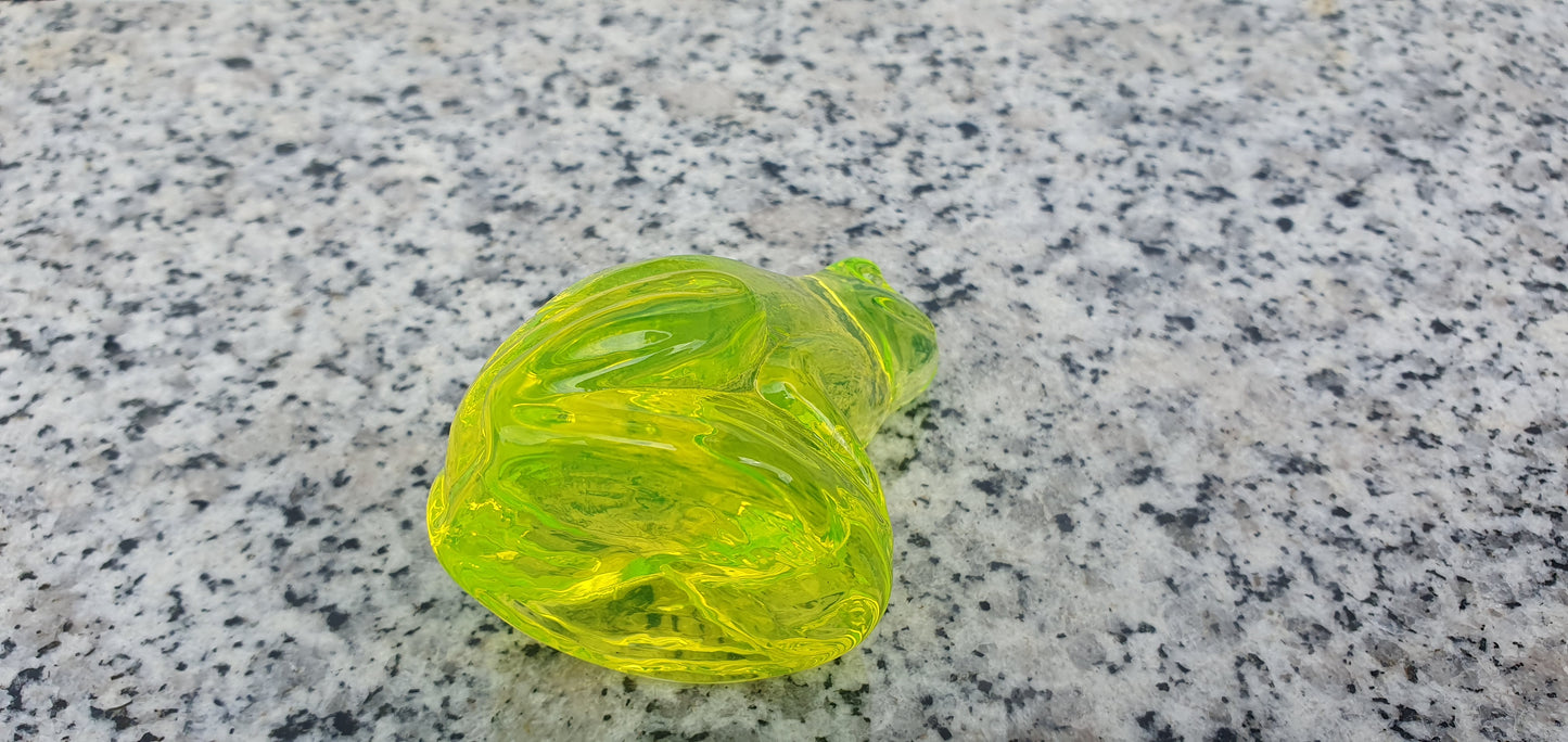 Frog Czech Uranium glass paperweight vaseline collectible item