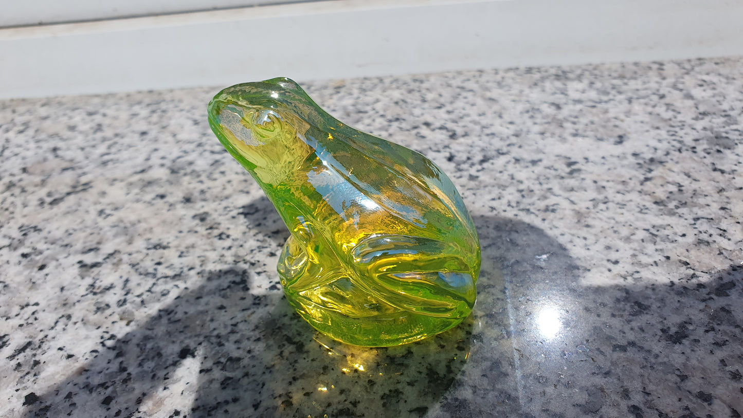 Metal coated Frog Czech Uranium glass paperweight vaseline collectible item