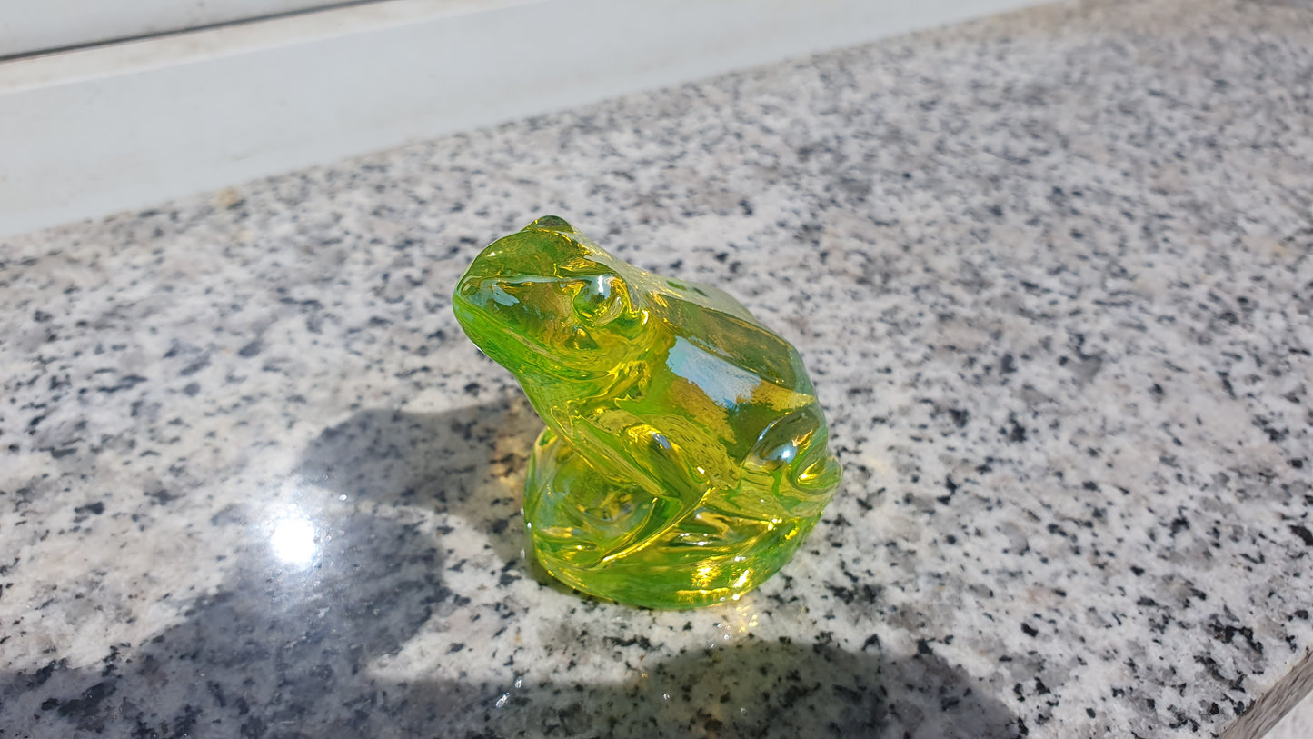 Metal coated Frog Czech Uranium glass paperweight vaseline collectible item