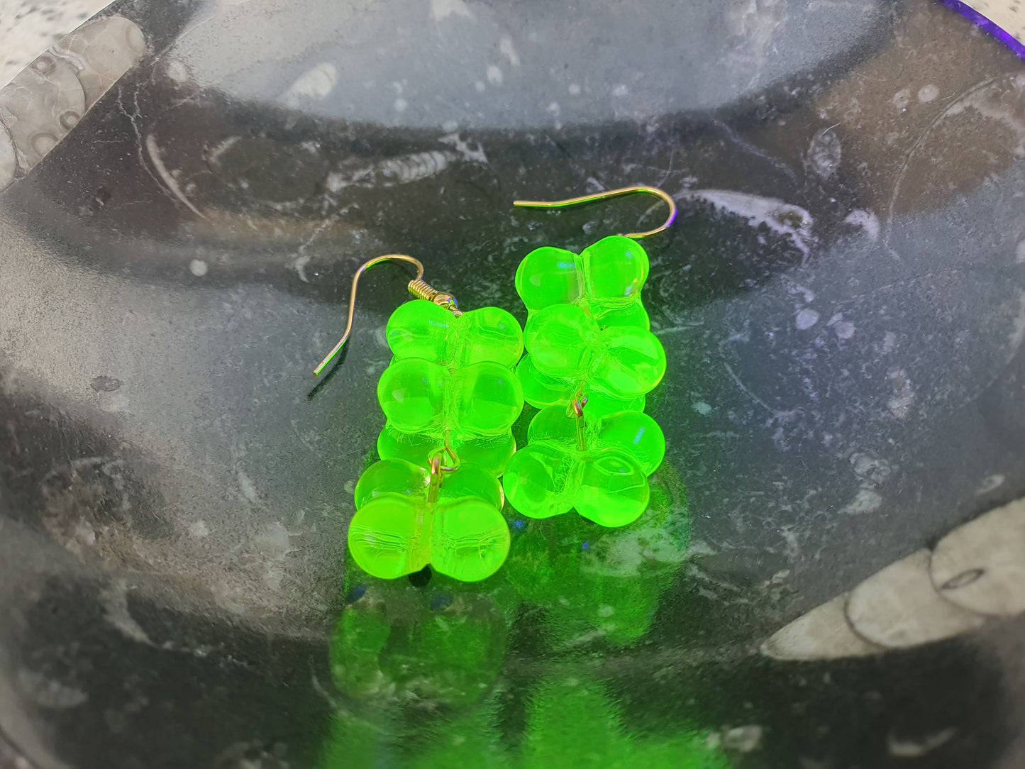 Glowing Uranium glass earrings UR-ER002