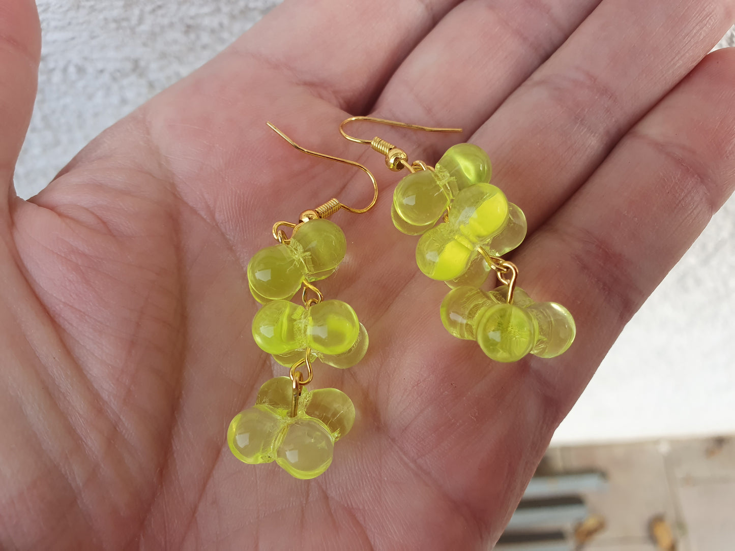 Glowing Uranium glass earrings UR-ER002