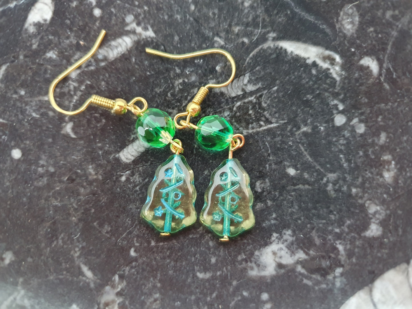 Glowing Uranium glass Christmas tree earrings UR-ER004