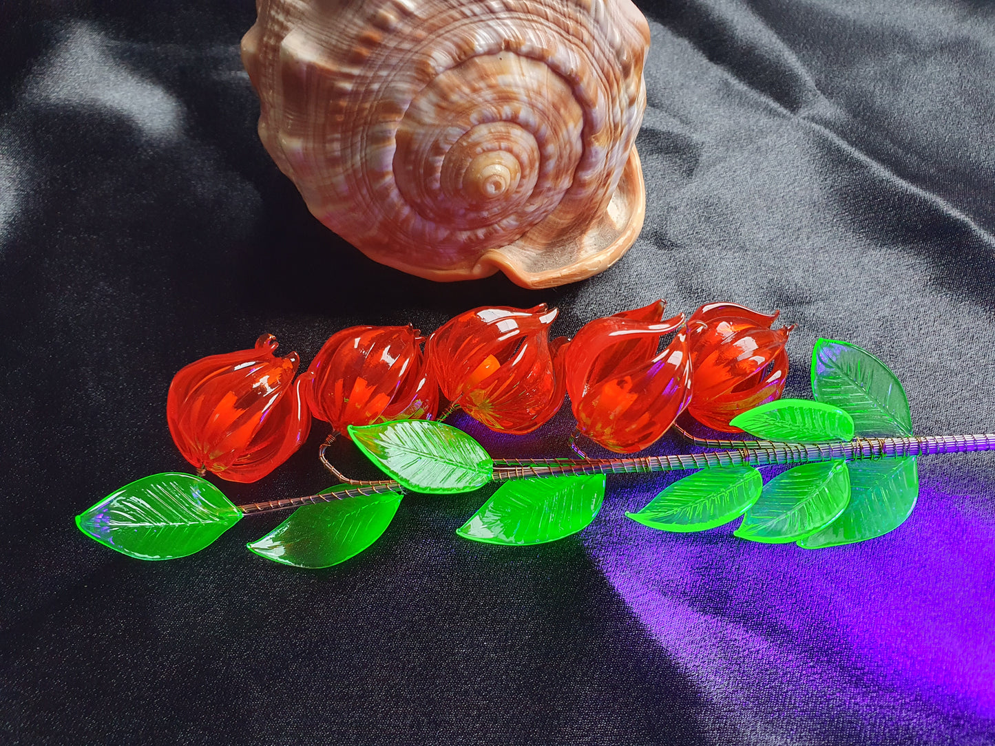 Uranium glass husk tomato physalis original czhech collectible item