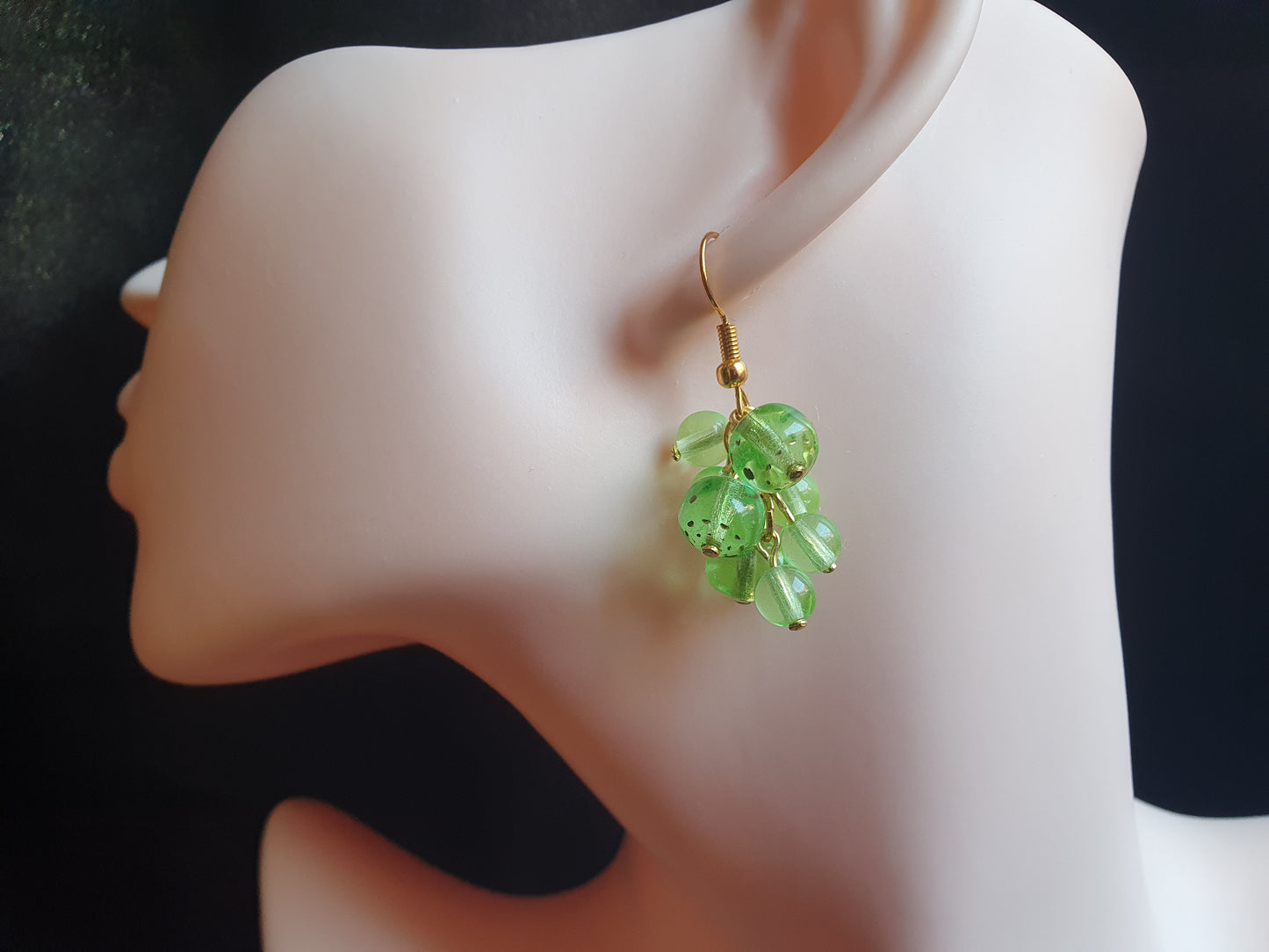 Glowing Uranium glass earrings one pair ER25101