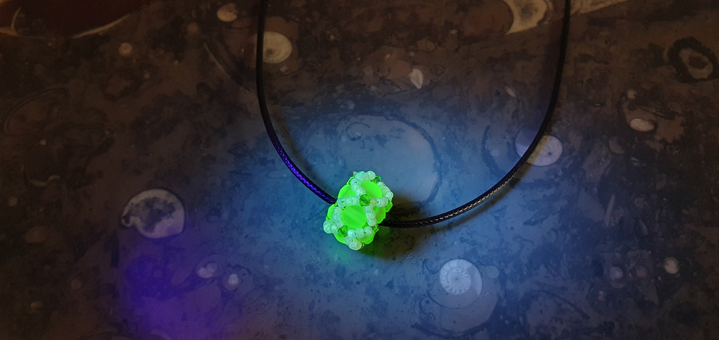 Czech Uranium glass necklace vaseline glass beads vintage jewelry #23006