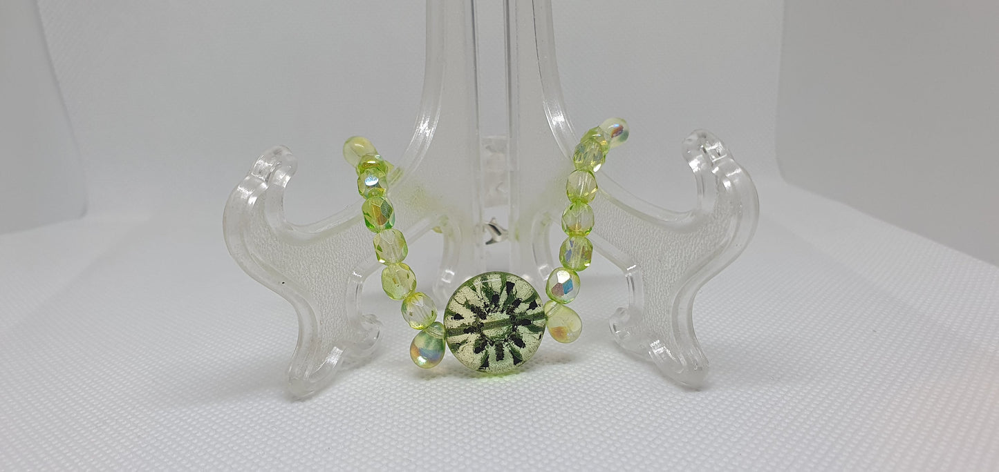 Czech Uranium and crystal glass bracelet beads vintage jewelry #24014