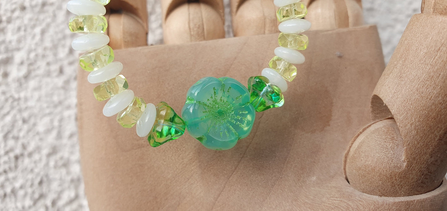 Czech Uranium glass bracelet vaseline glass beads vintage jewelry #24012