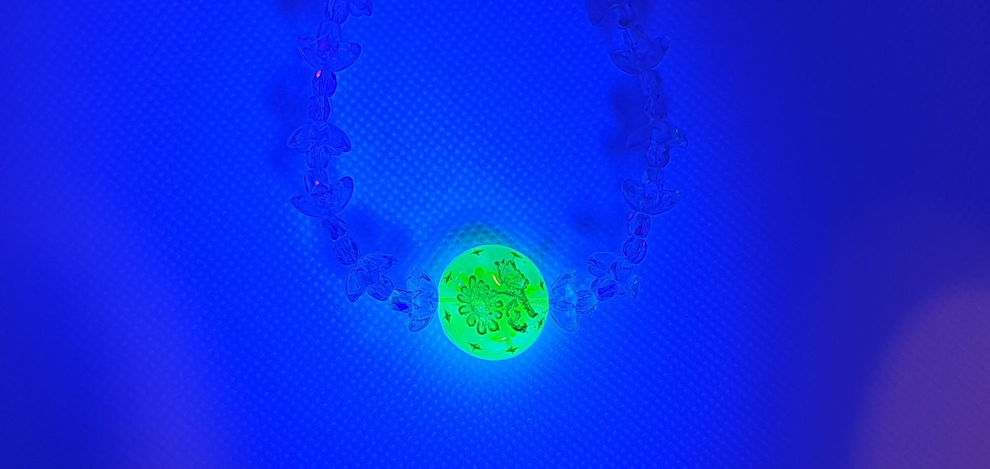 Czech Uranium glass bracelet vaseline glass beads vintage jewelry #24013