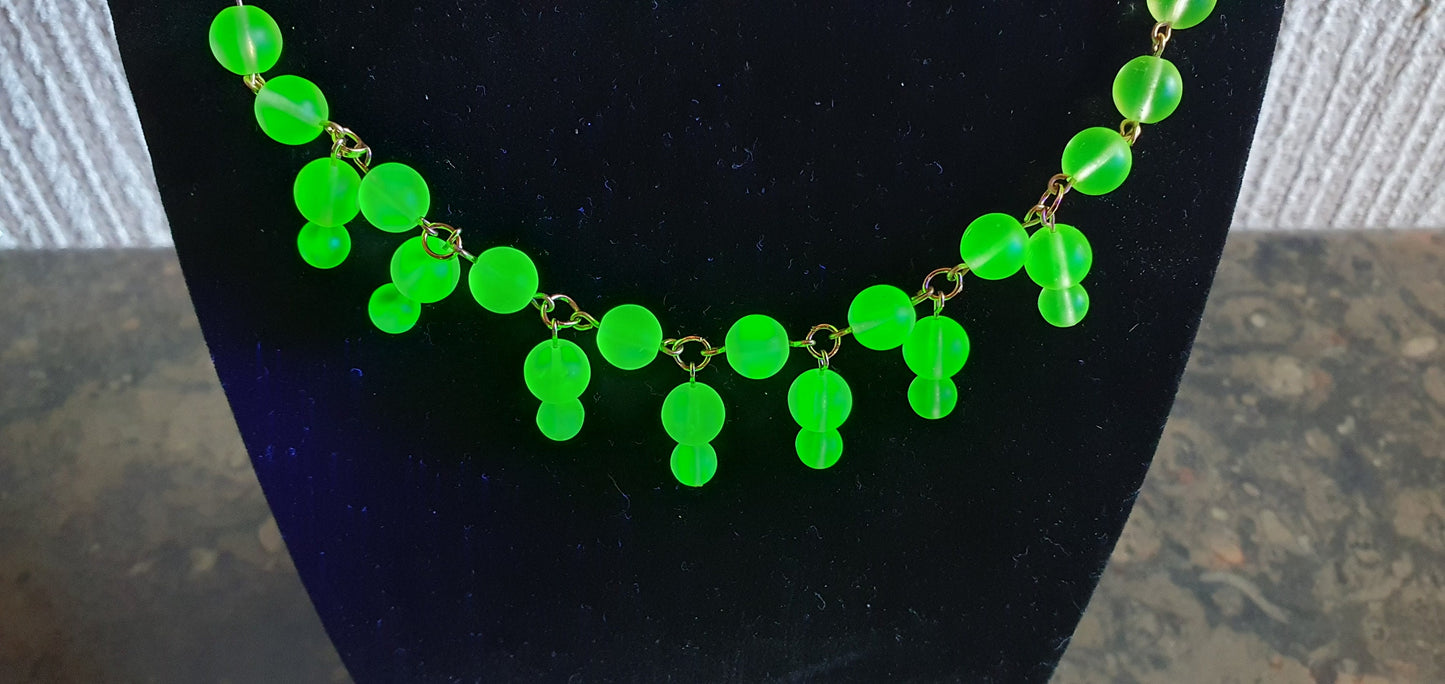 Czech Uranium glass necklace vaseline glass beads vintage jewelry #24035