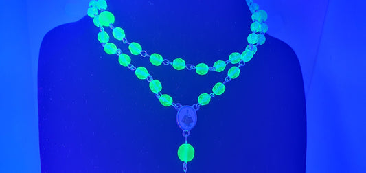 Rosary Genuine Uranium glass necklace vaseline beads vintage jewelry #24015