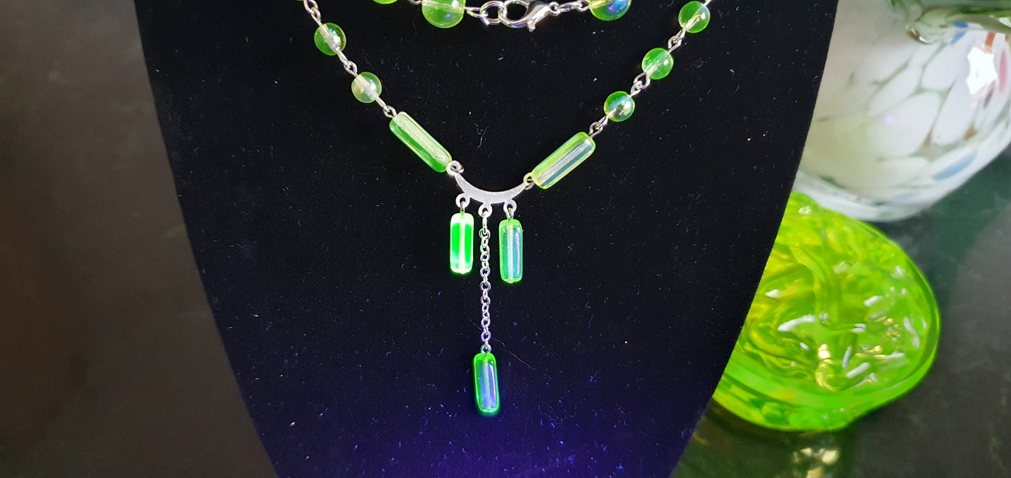 Czech Uranium glass necklace vaseline glass beads vintage jewelry #24052