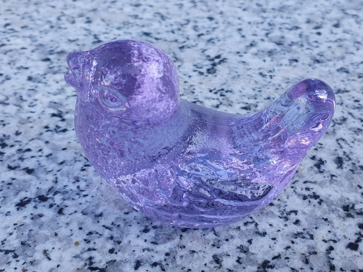 Alexandrit glass bird figure color change rare collectible item